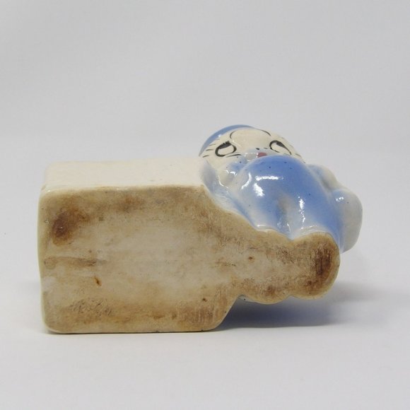 Vintage Planter Anthropomorphic Pig Blue Hat, Bow Tie Overalls 5 1/2" H x 5 1/2" - Picture 5 of 10